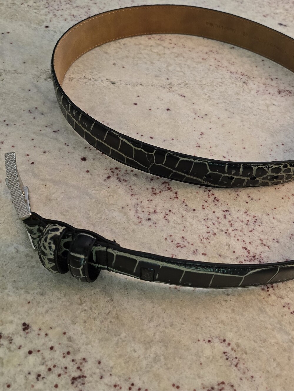Greg Norman Croc Leather Belt with Silver Buckle - Picture 4 of 7